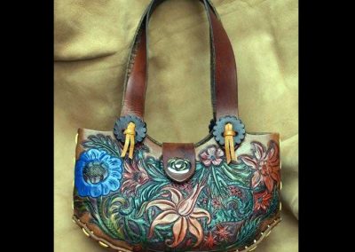 custom-leather-hand-tooled-purse-1