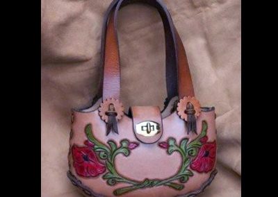 custom-leather-hand-tooled-purse
